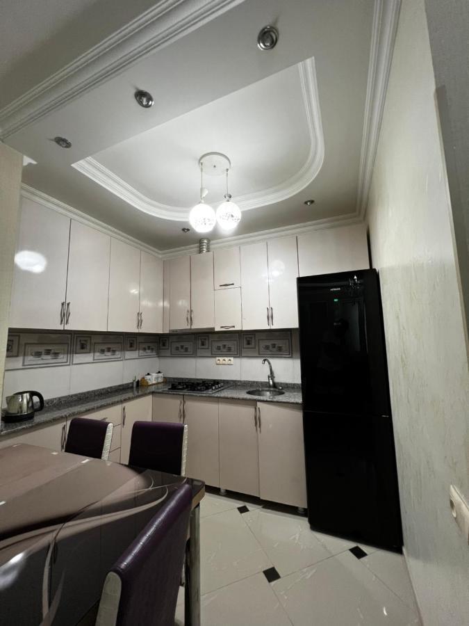 Sea Apartments Батуми Екстериор снимка