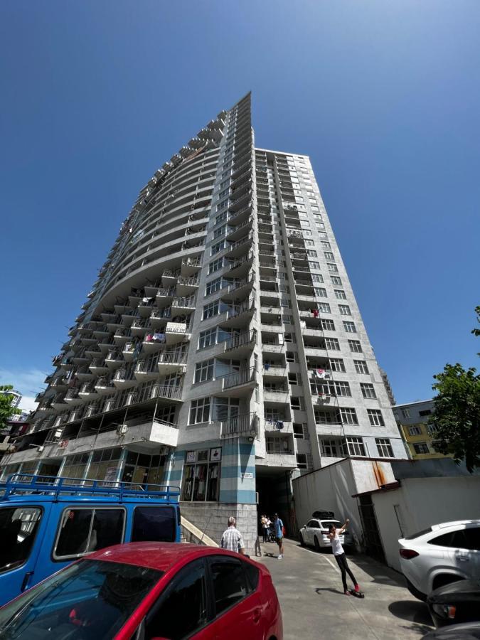 Sea Apartments Батуми Екстериор снимка